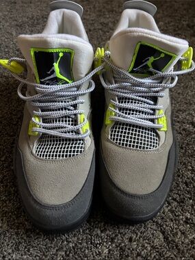 Jordan Men’s Grey with Volt Accent Retro Sneakers